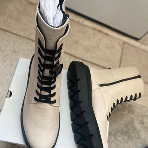 Ecco boots